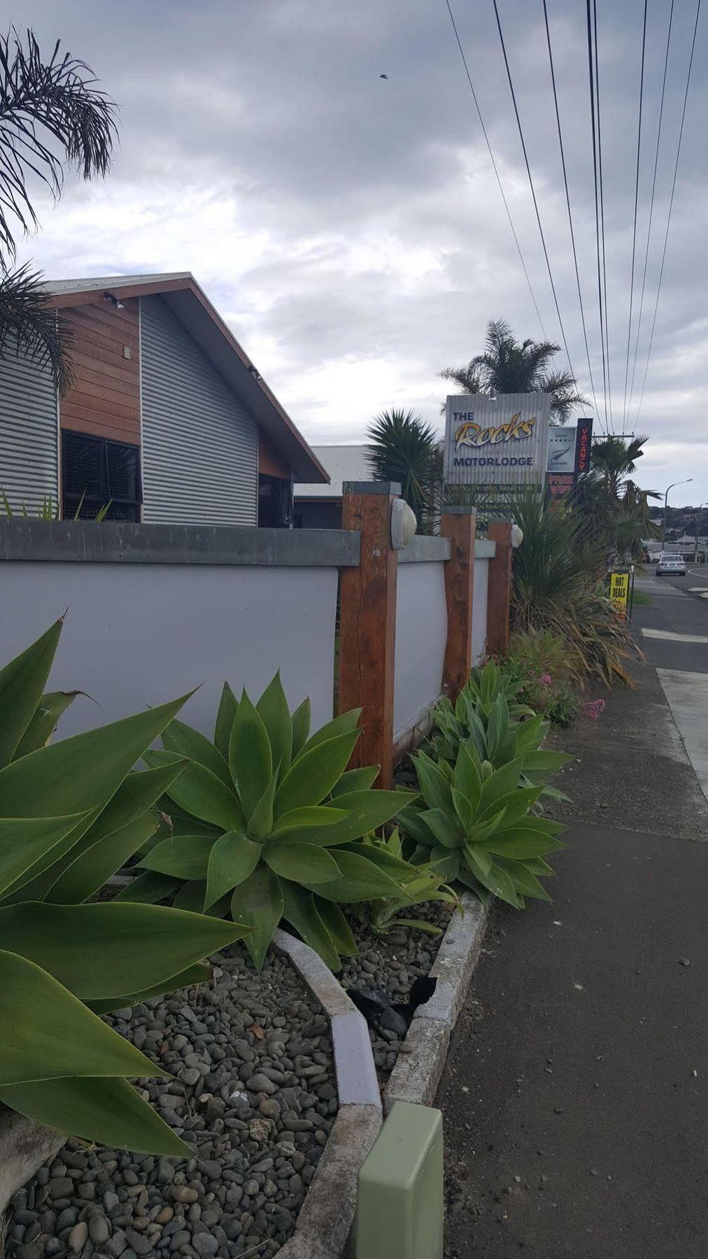 Motel The Rocks